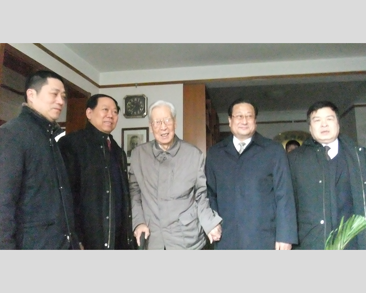2011年1月28日省委常委、统战部长聂春玉来看望